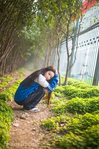 图书馆的女友,欧洲尺码日本尺码专线图片